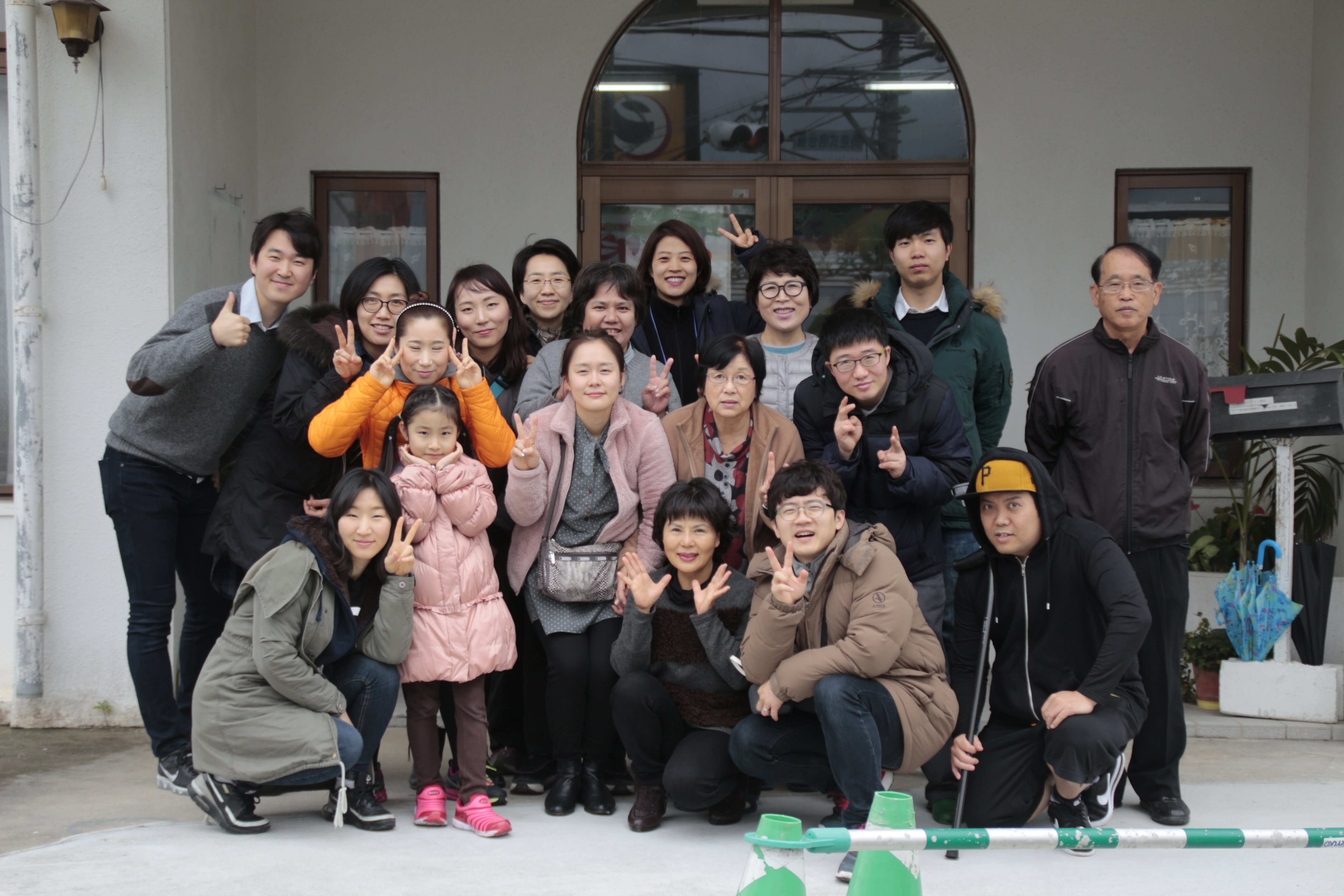 교회 앞 단체사진 2.jpg : [33차 일본선교] 토미시로 여섯째날 사역보고서