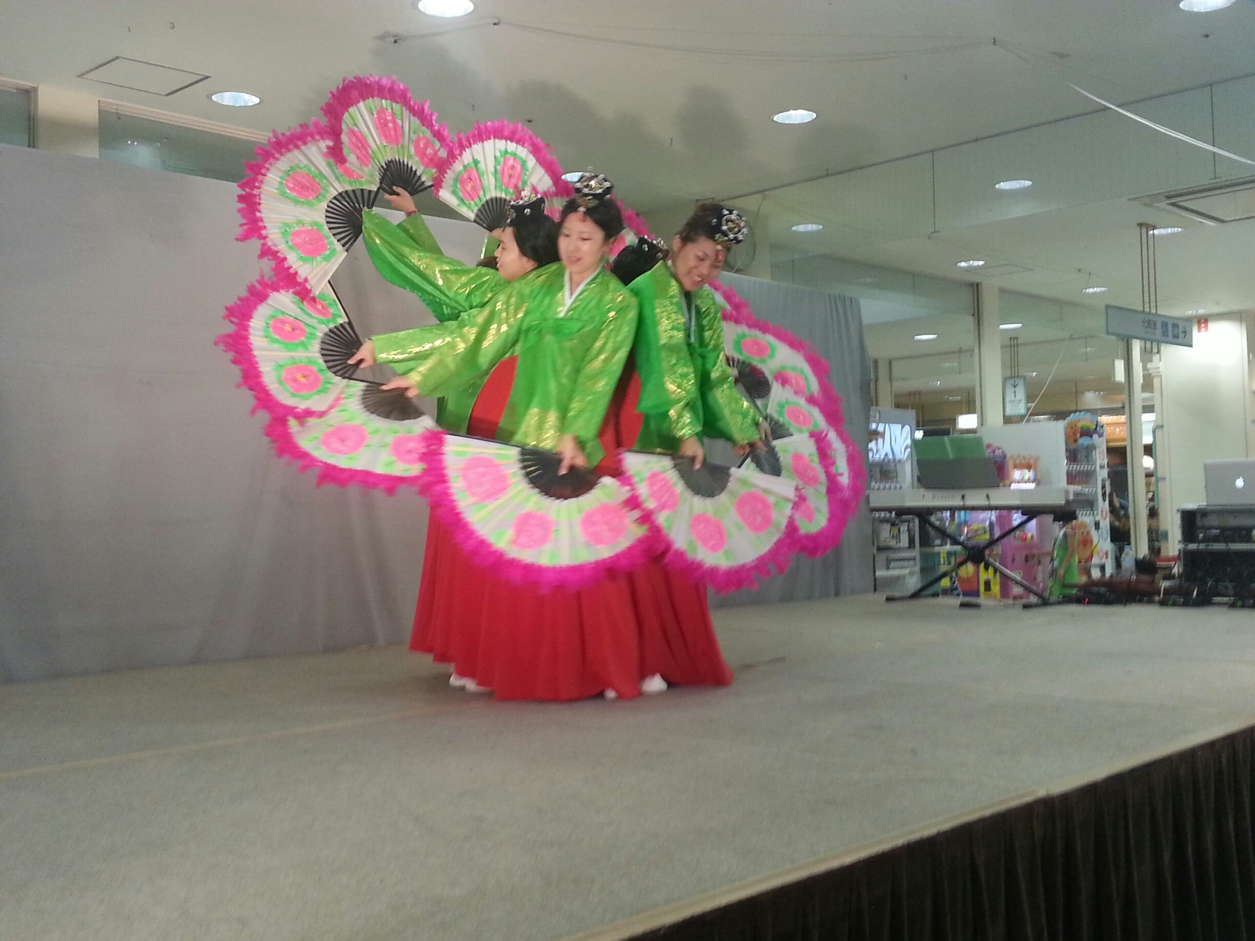 07273.jpg : <28차 일본선교> 9차아와세교회 선교보고 4일차