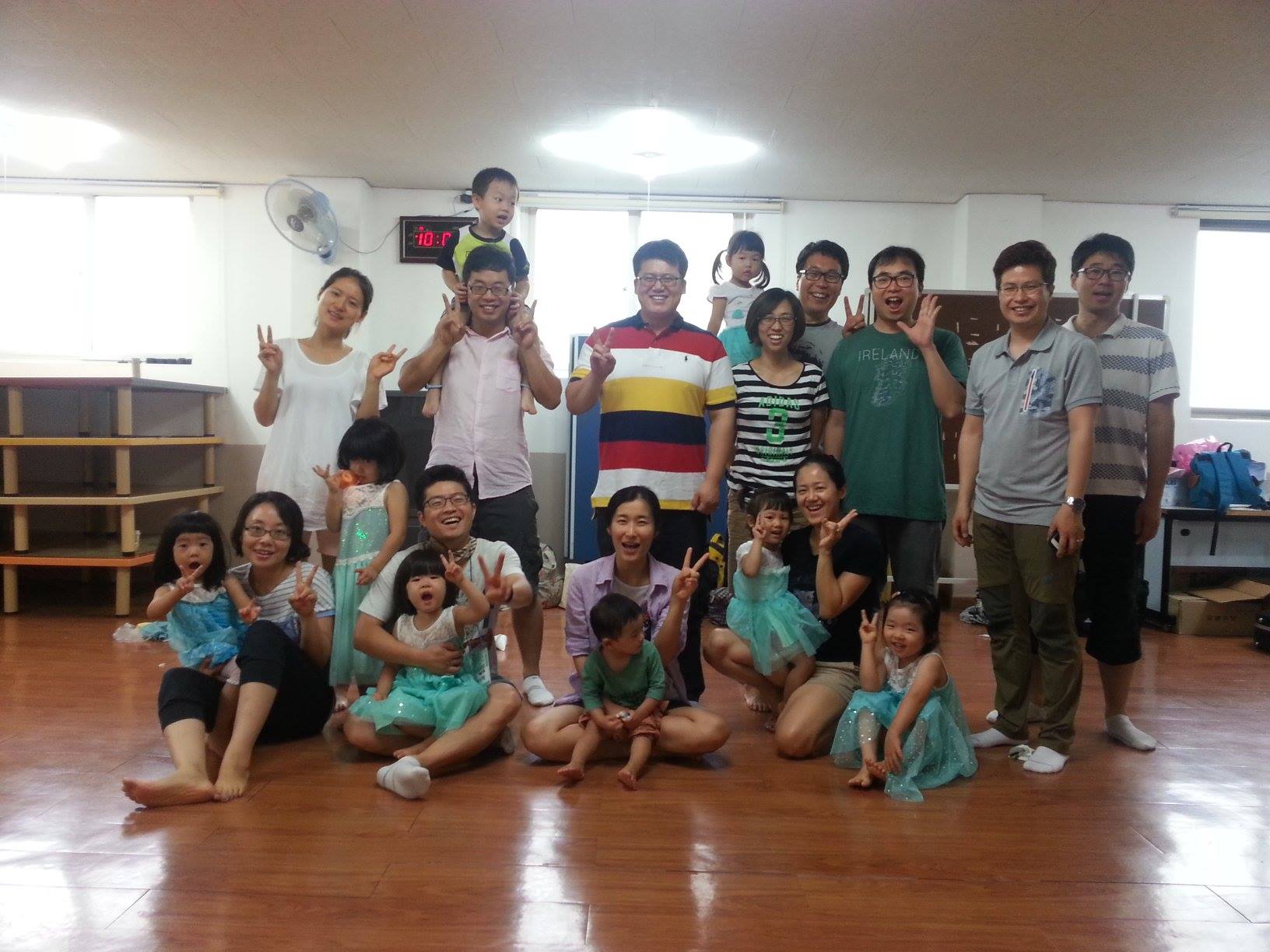 10545356_843258325698585_726708092_o.jpg : 청장년 3진 주일 보고서