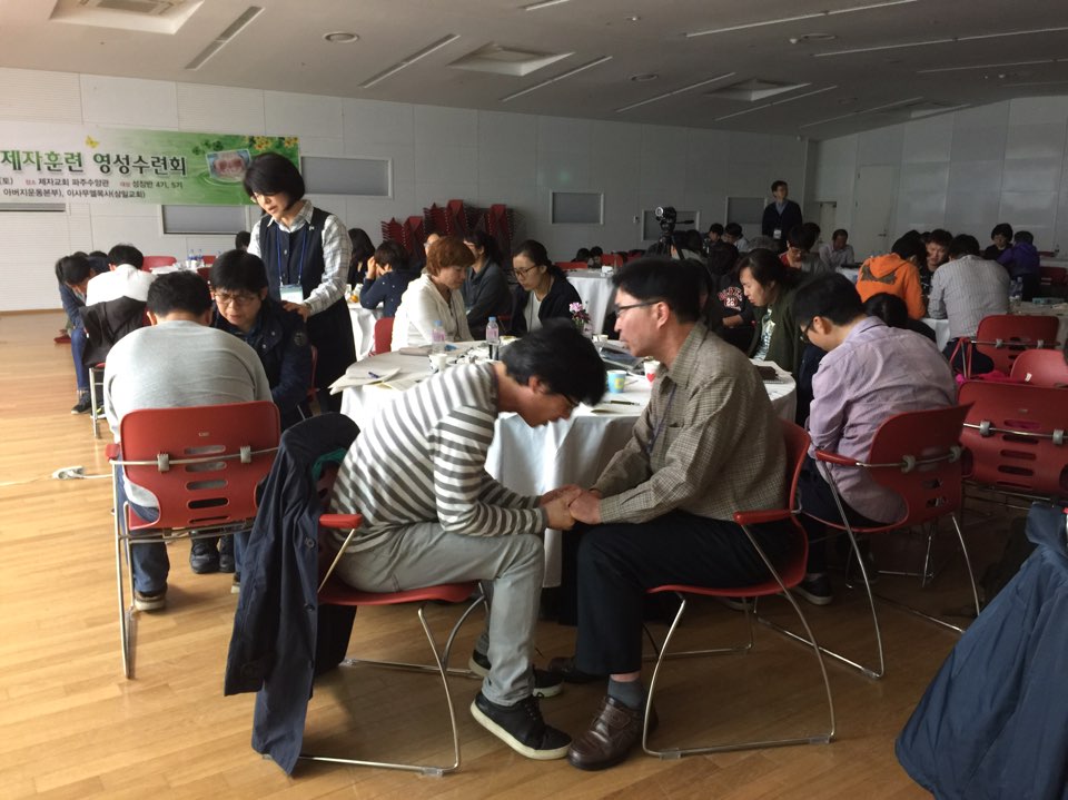 KakaoTalk_20151022_114611142.jpg : [함께 웃고 함께 우는 청장년2진] 등반 준비 중! (151022)