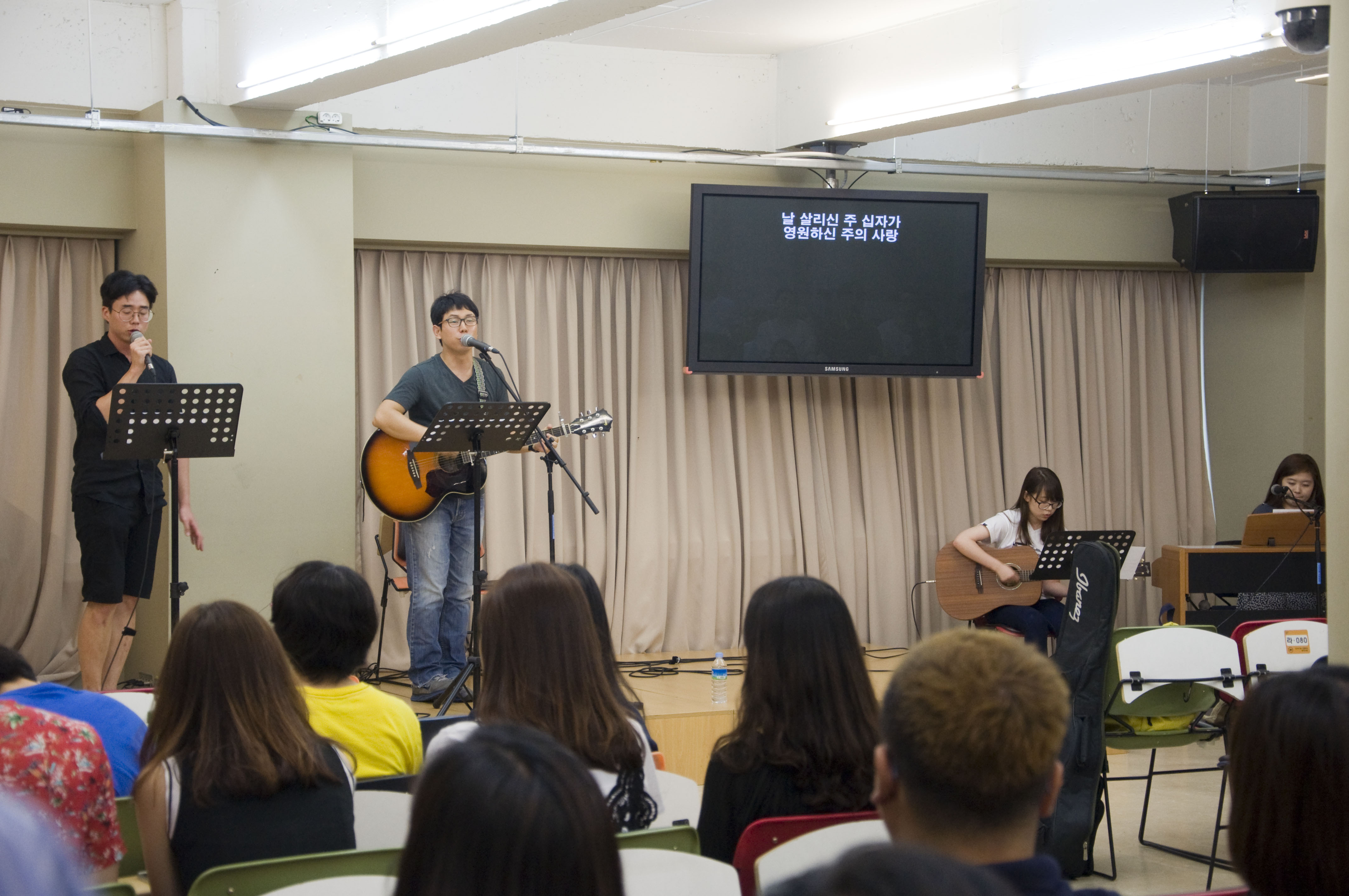 찬양팀.jpg : 필그린 7진_2016년 8월 28일 주일보고서